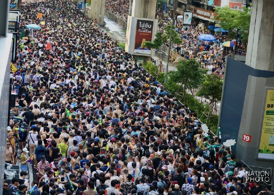 “สงกรานต์-แผ่นดินไหว-ลิเวอร์พลู 3 ประเด็นร้อนทะลุโลกโซเชียลเมษายน