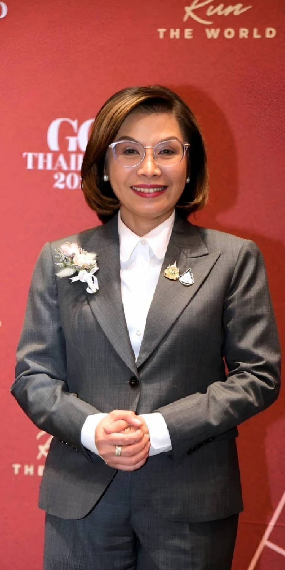 มนพร เจริญศรี