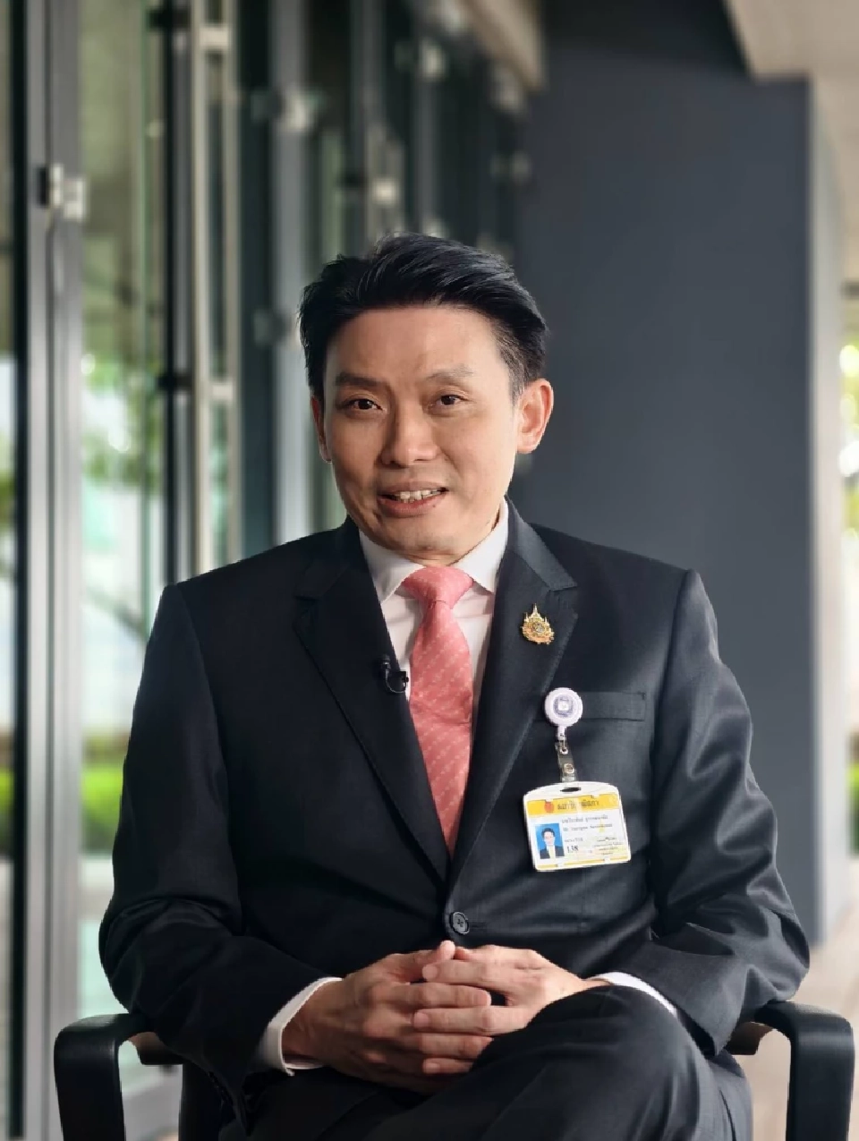 นายแพทย์วีระพันธ์ สุวรรณนามัย ประธานคณะกรรมาธิการวิสามัญวุฒิสภาศึกษาสถานบันเทิงครบวงจร