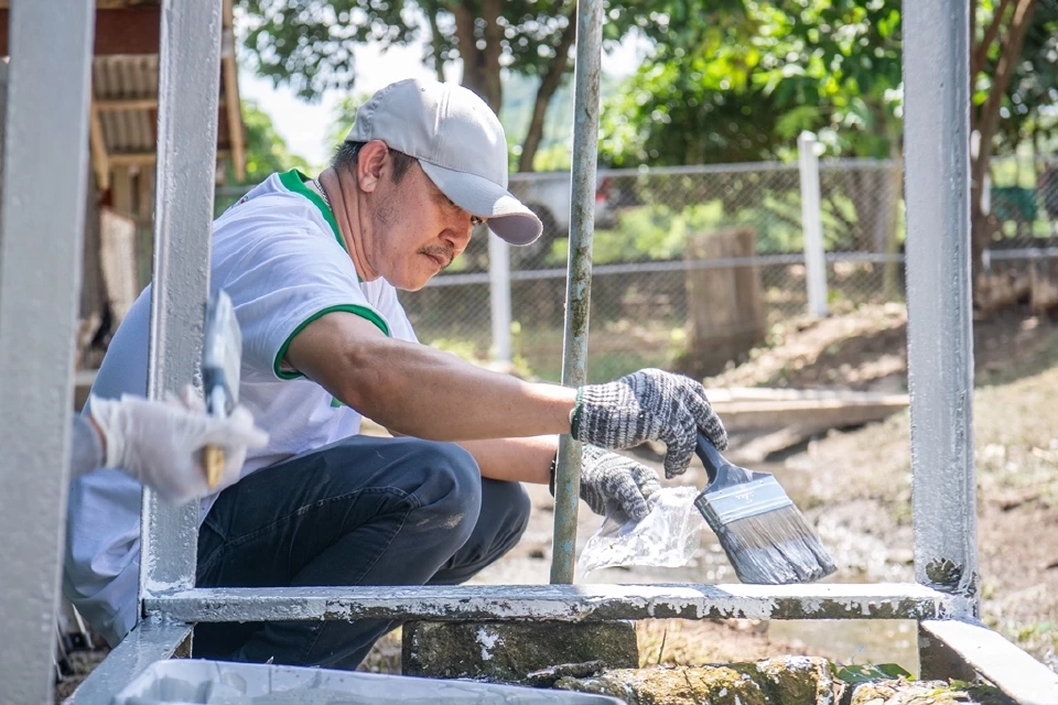 "คลีนเล้าด้วยใจ ปันไข่ให้น้อง" สานต่อความห่วงใยจากฟาร์มถึงโรงเรียน