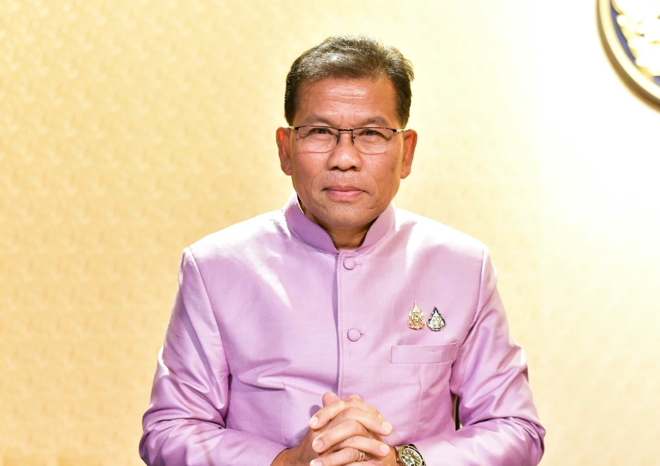 นายคารม พลพรกลาง รองโฆษกประจำสำนักนายกรัฐมนตรี 