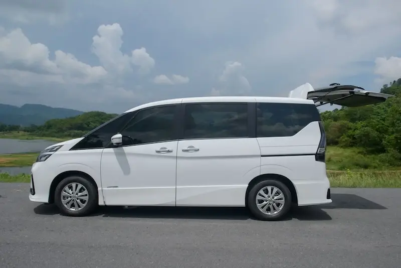รีวิว Nissan Serena S Hybrid