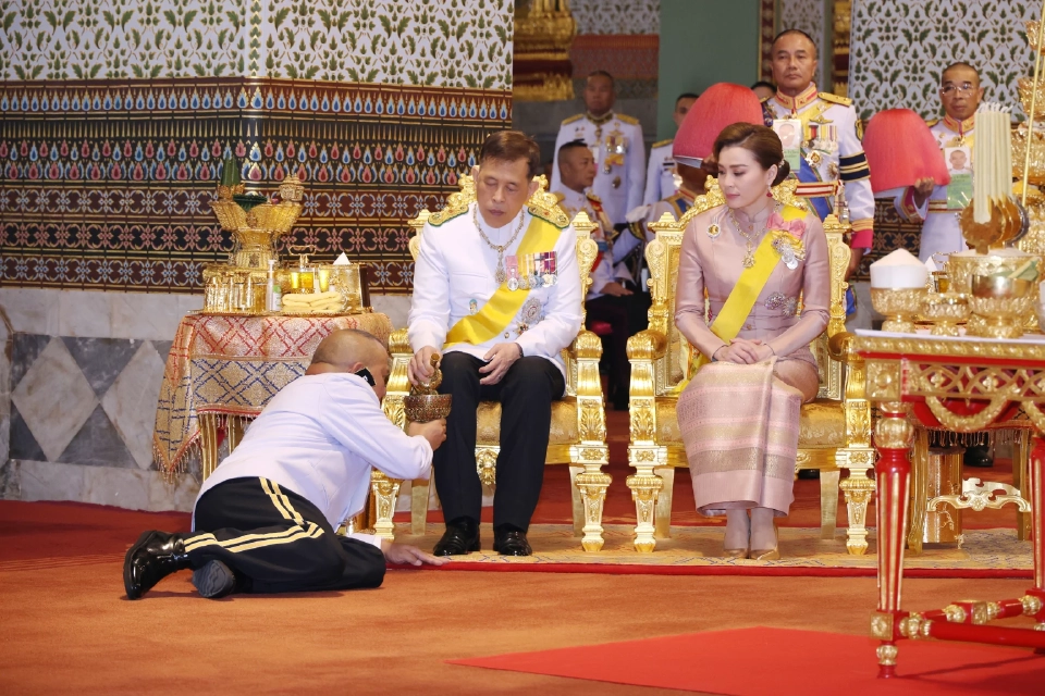 ในหลวง-พระราชินี เสด็จฯในการ "พระราชพิธีฉัตรมงคล" 4 พ.ค. 2568