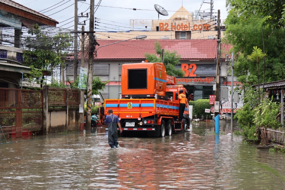 น้ำท่วมขังชุมชนศรีปิงเมือง -กาดก้อม