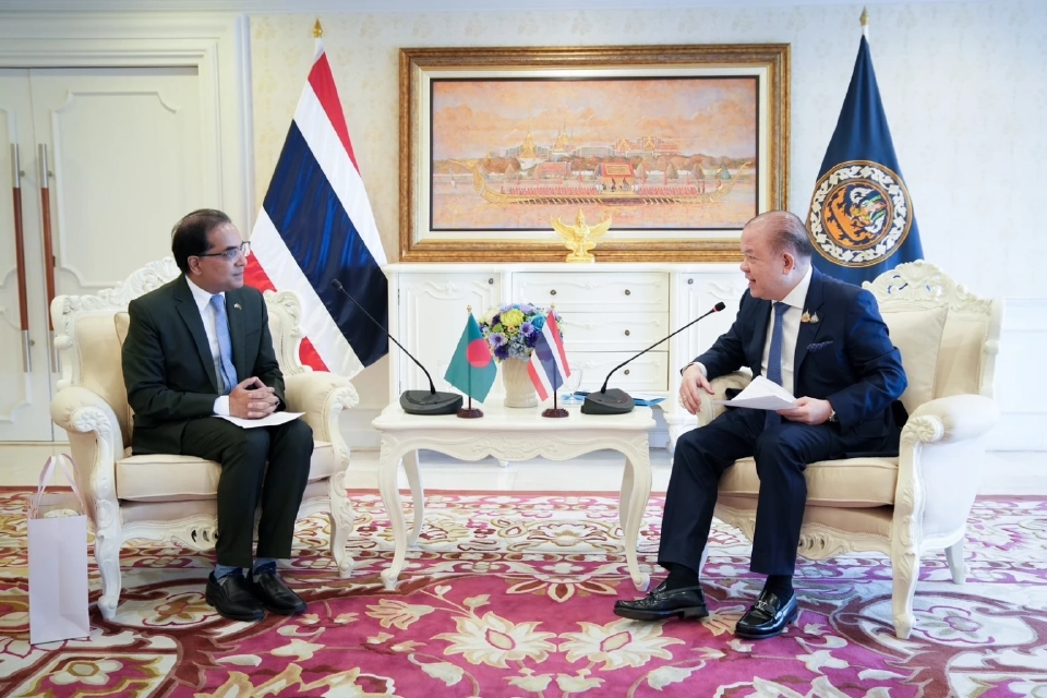 นายพิชัย นริพทะพันธุ์ รรมว.พาณิชย์ หารือกับนายฟัยยาซ มูรชิด กาซี เอกอัครราชทูตบังกลาเทศประจำประเทศไทย