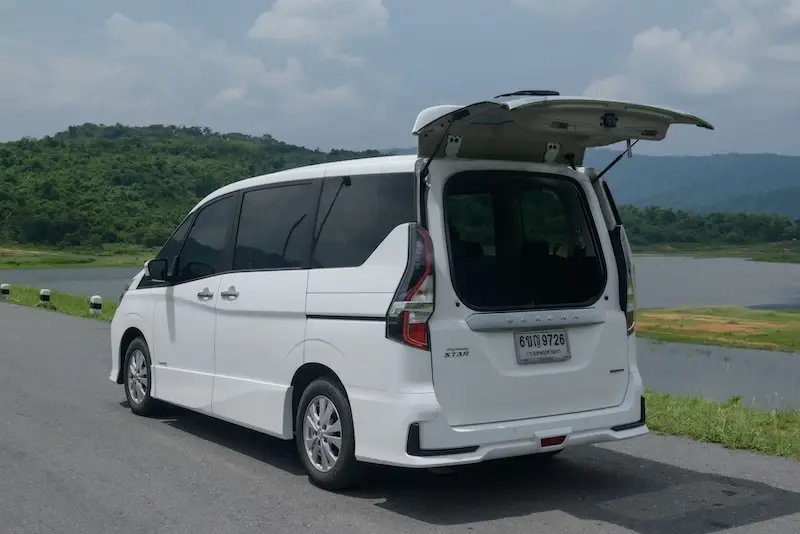 รีวิว Nissan Serena S Hybrid