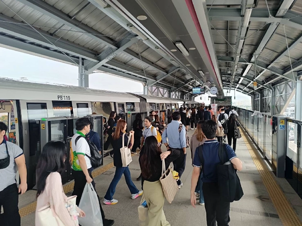 เปิดยอดผู้โดยสาร นั่ง “สายสีชมพู” เชื่อมเมืองทอง พุ่ง 1.2 หมื่นคน