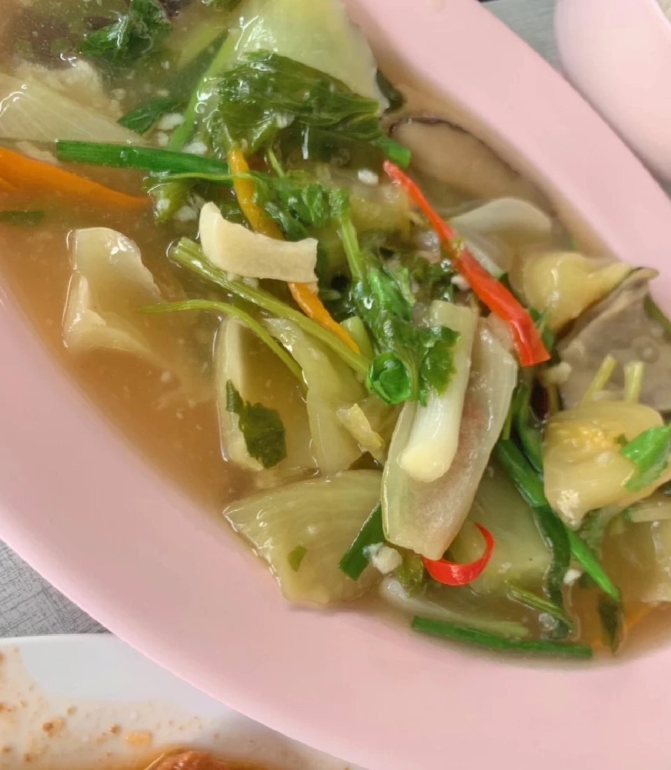 หมูย่างผู้ใหญ่มุ่ย VS ห่านพะโล้ฮ่องเต้ สนามบินน้ำ