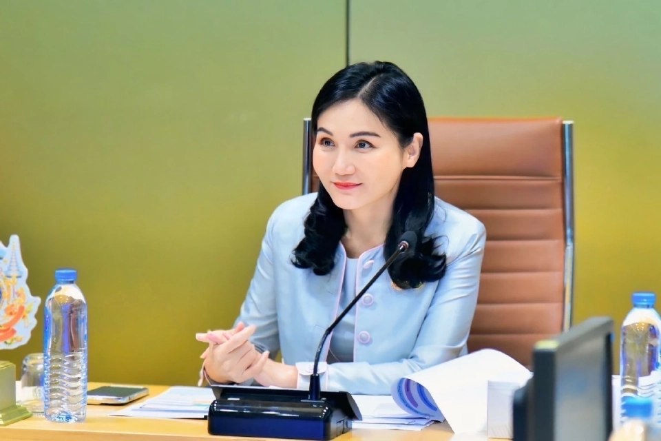 ด่วน! ”นฤมล” สั่งระงับน้ำยางข้นนำเข้าทันที ป้องราคาตก