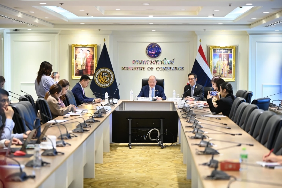 ส่งออก เม.ย. บวก 10% "พิชัย" มั่นใจครึ่งปีหลังโตฝ่ามรสุมสหรัฐฯ 4%