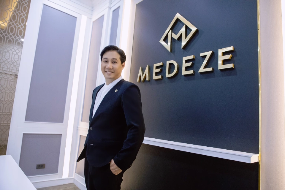 นายแพทย์วีรพล เขมะรังสรรค์