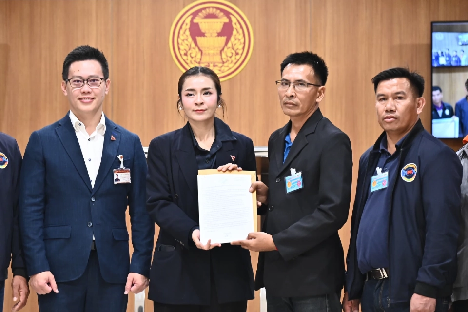 ผู้เลี้ยงโคนม ใช้ยาแรง ร้อง กมธ.กิจการศาลฯ บีบ อ.ส.ค.ชำระหนี้น้ำนม ภายใน มิ.ย.