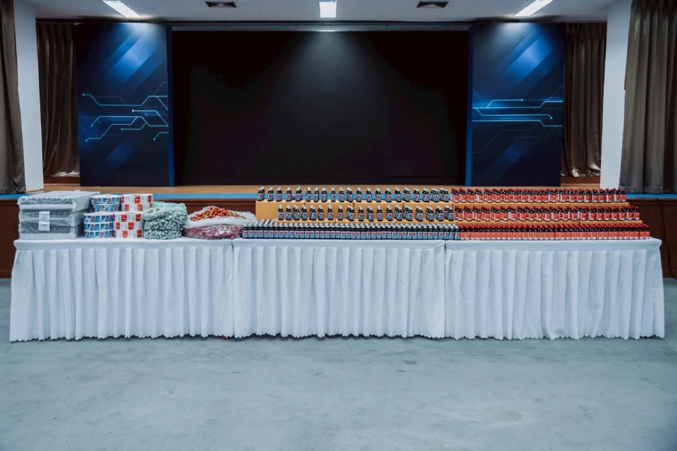 บุกโรงงานยาแก้ไอปลอม ตรวจค้น 5 จุด มูลค่ากว่า 22 ล้านบาท