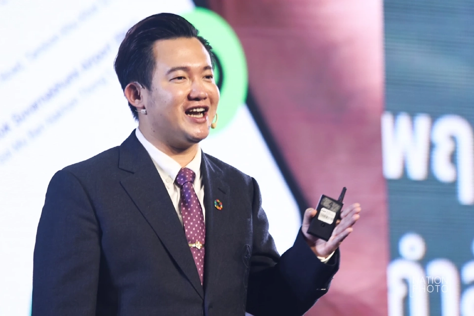 นายวรเดช รุกขพันธุ์ ประธานเจ้าหน้าที่บริหาร บริษัท วี บียอนด์ ดีเวลอปเม้นท์ จำกัด