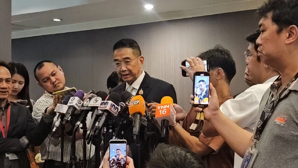 นายมาริษ เสงี่ยมพงษ์ รัฐมนตรีว่าการกระทรวงการต่างประเทศ 