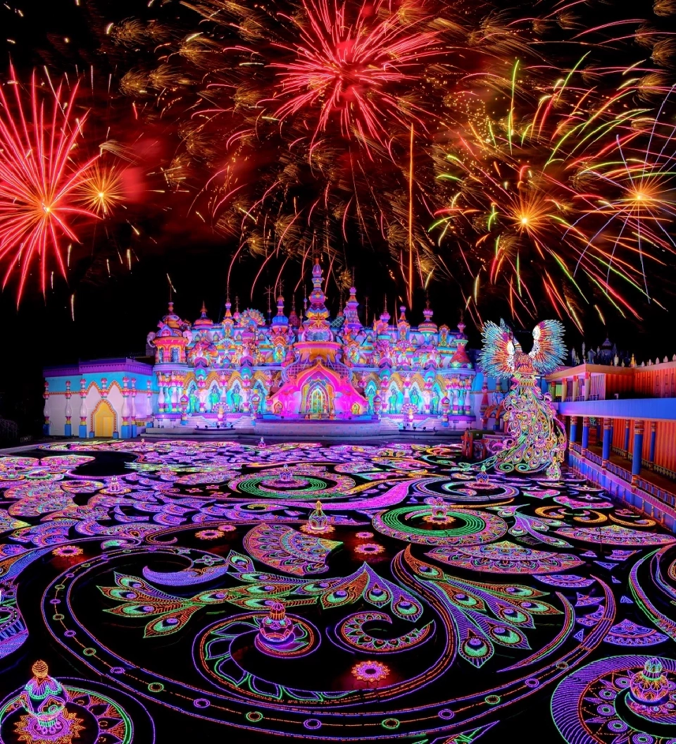 “คาร์นิวัลเมจิก” สร้างสถิติโลก Brass Ring Award มหัศจรรย์เมืองไฟภูเก็ต