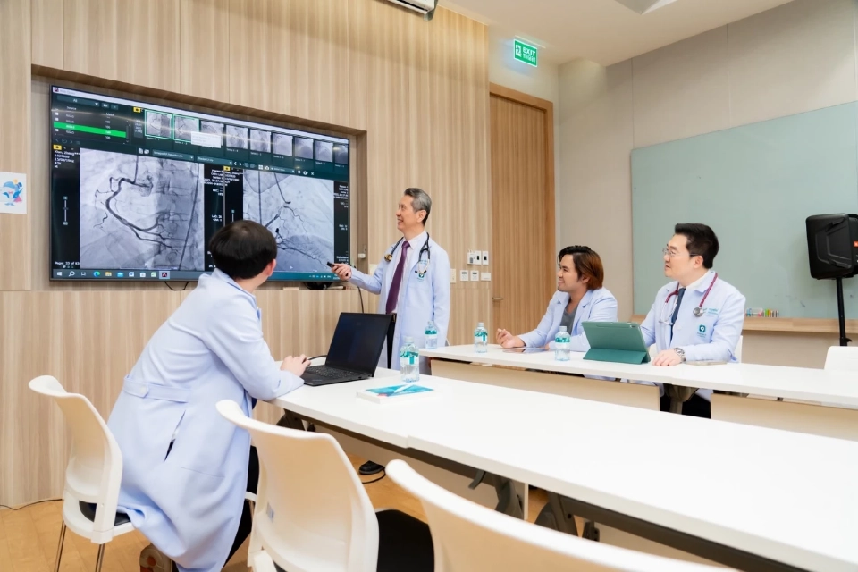 คนไทยป่วย "โรคหลอดเลือดหัวใจอุดตัน" พุ่ง 5 แสนรายต่อปี เสี่ยงเสียชีวิตสูง