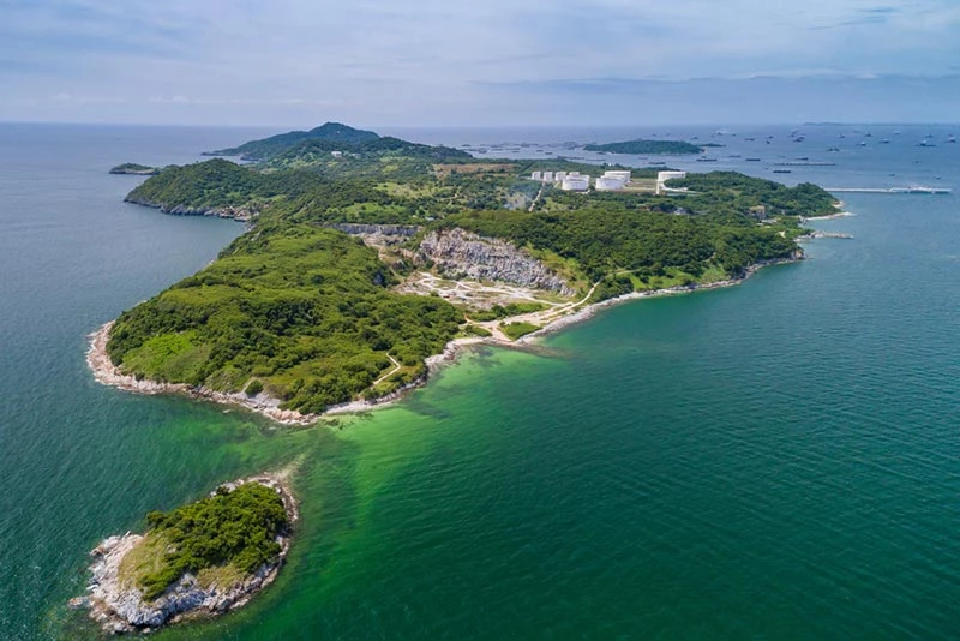 เกาะสีชัง