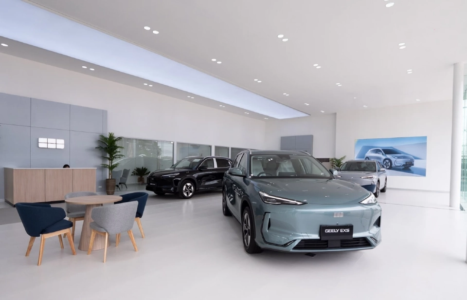  "จีลี่ GEELY " เดินหน้าเต็มสูบ พร้อมขยายเครือข่ายโชว์รูมและศูนย์บริการ ตั้งเป้าภายในปีมี 30 แห่งทั่วไทย