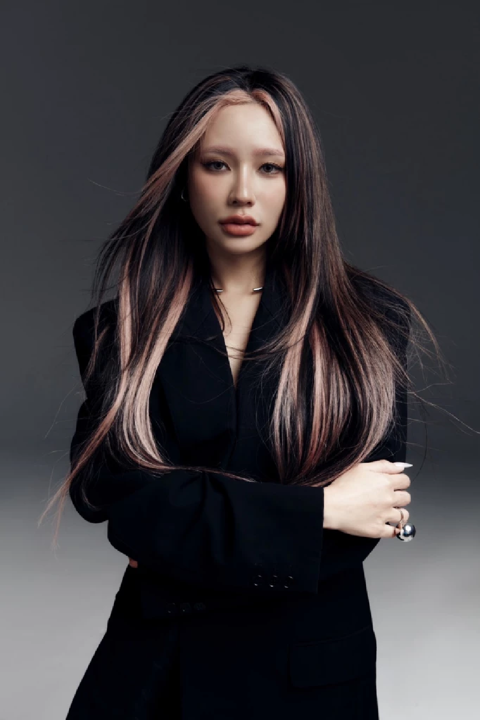 นางสาวเอมลินทร์ ธีรธนากิตติพงษ์