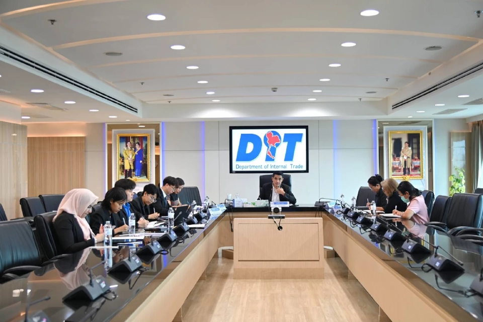 "พิชัย" สั่งเข้ม ! คุมราคาชุดตรวจ ATK กำชับห้ามขาด-ห้ามแพง