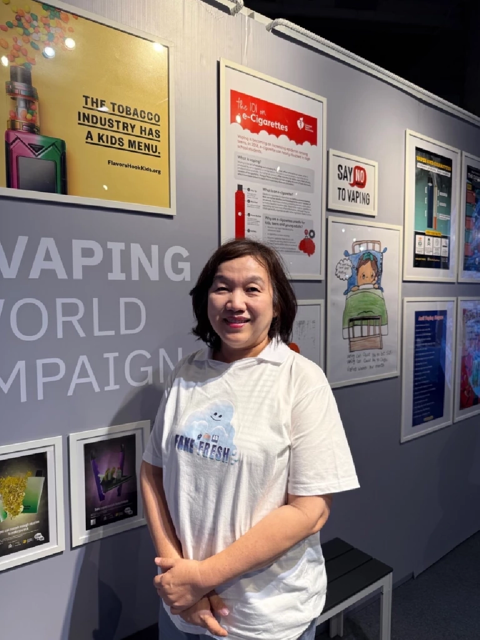 นางอำนวยพร เอี่ยมพันธ์  กรรมการและเลขานุการมูลนิธิเครือข่ายครอบครัว