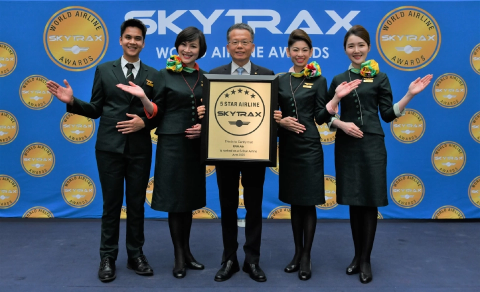 EVA AIR คว้ารางวัลสายการบินระดับ 5 ดาว จาก SKYTRAX ต่อเนื่องเป็นปีที่ 10