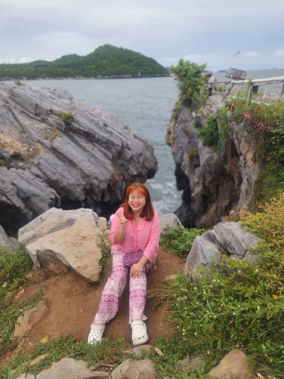 เปิดพิกัดที่เที่ยว “เกาะสีชัง”รับรองไม่ถูกชัง ได้ทั้งมู ได้ทั้งฟิลทะเลเก๋ๆ