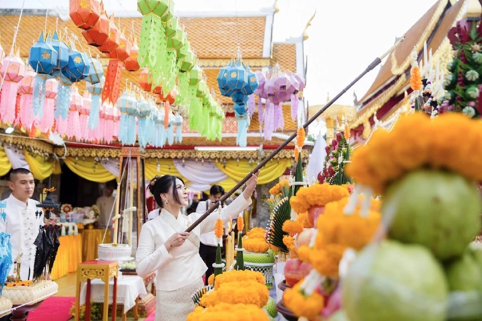 มาดามหยก" เบิกเนตร องค์สมเด็จปฐมบรมมหาจักรพรรดิ ที่ดอยสุเทพ