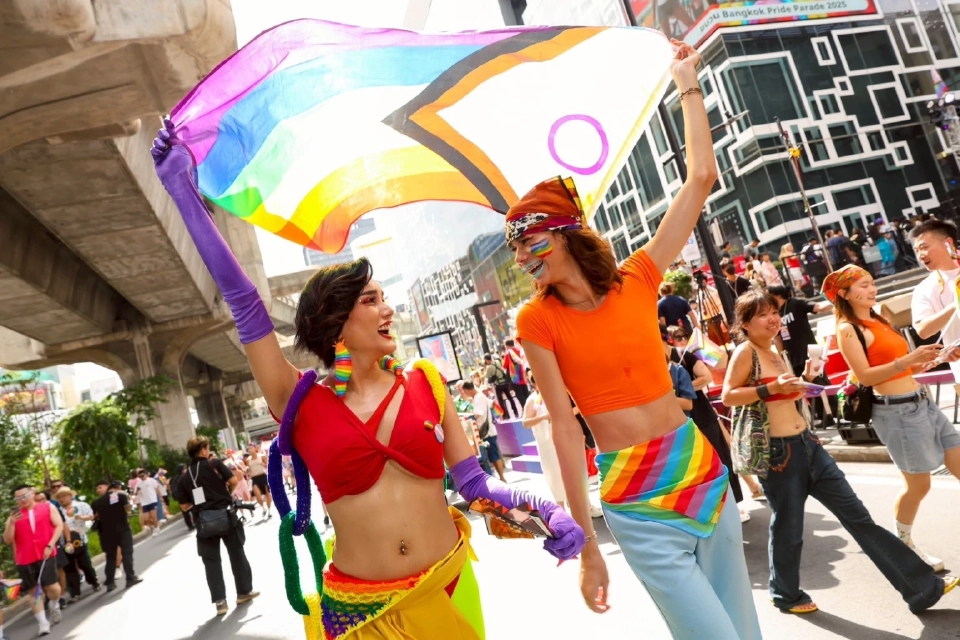 ประมวลภาพ ขบวนพาเหรด Bangkok Pride Festival ฉลองสู่ Pride Destination ระดับโลก