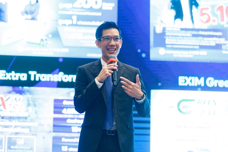 ดร.เบญจรงค์ สุวรรณคีรี รองกรรมการผู้จัดการ ธนาคารเพื่อการส่งออกและนำเข้าแห่งประเทศไทย (EXIM BANK)