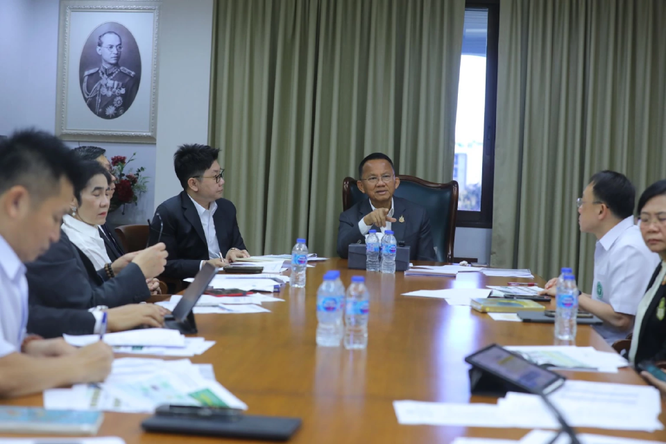 \"สมศักดิ์\" เร่งเครื่อง \"เศรษฐกิจสุขภาพ\" ดึงต่างชาติเสริมความงาม