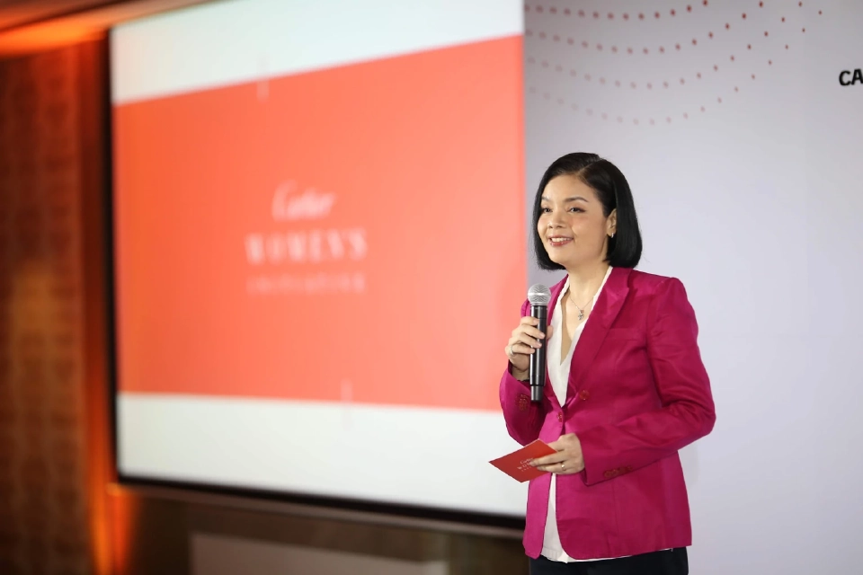 นางสาว พรปรียา วิวัฒนชาต 