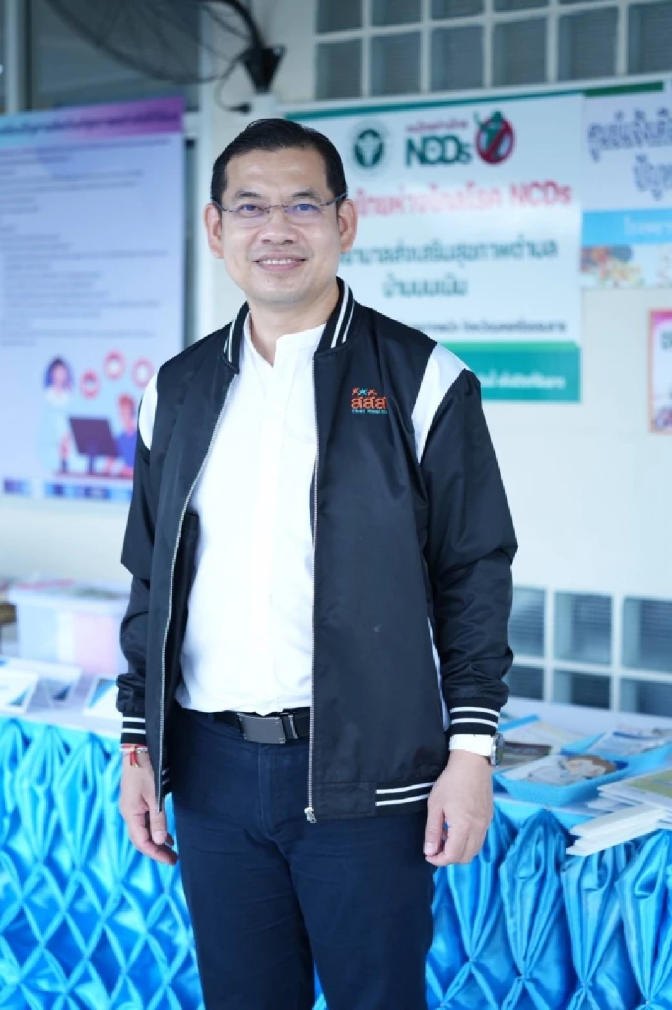 ดร.นพ.ไพโรจน์ เสาน่วม 