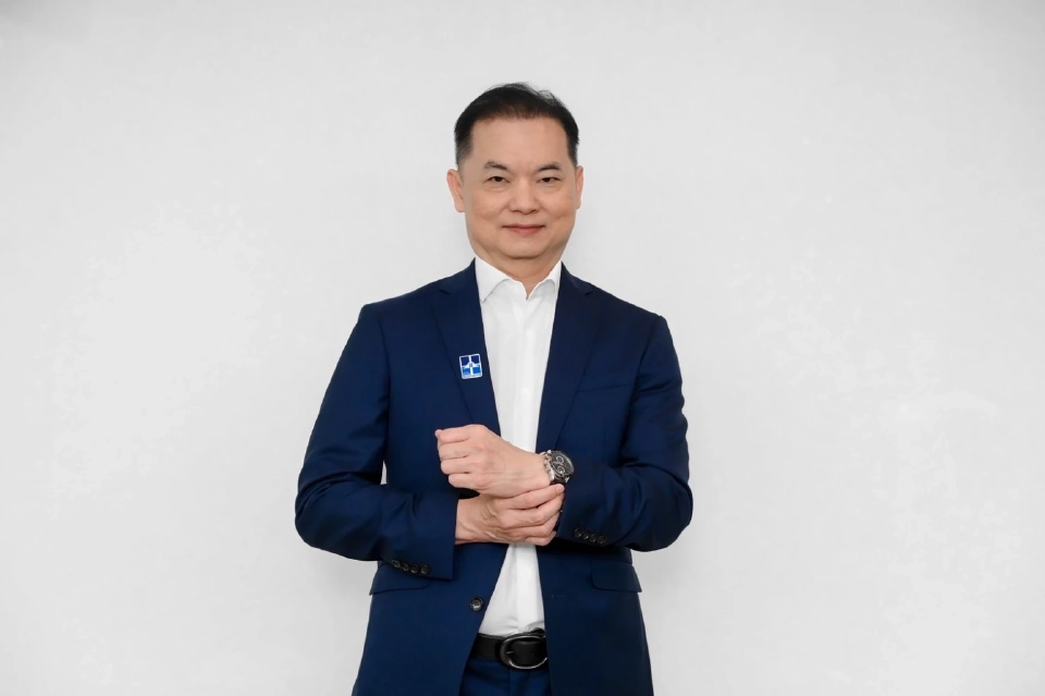 อนันต์กร อมรวาที