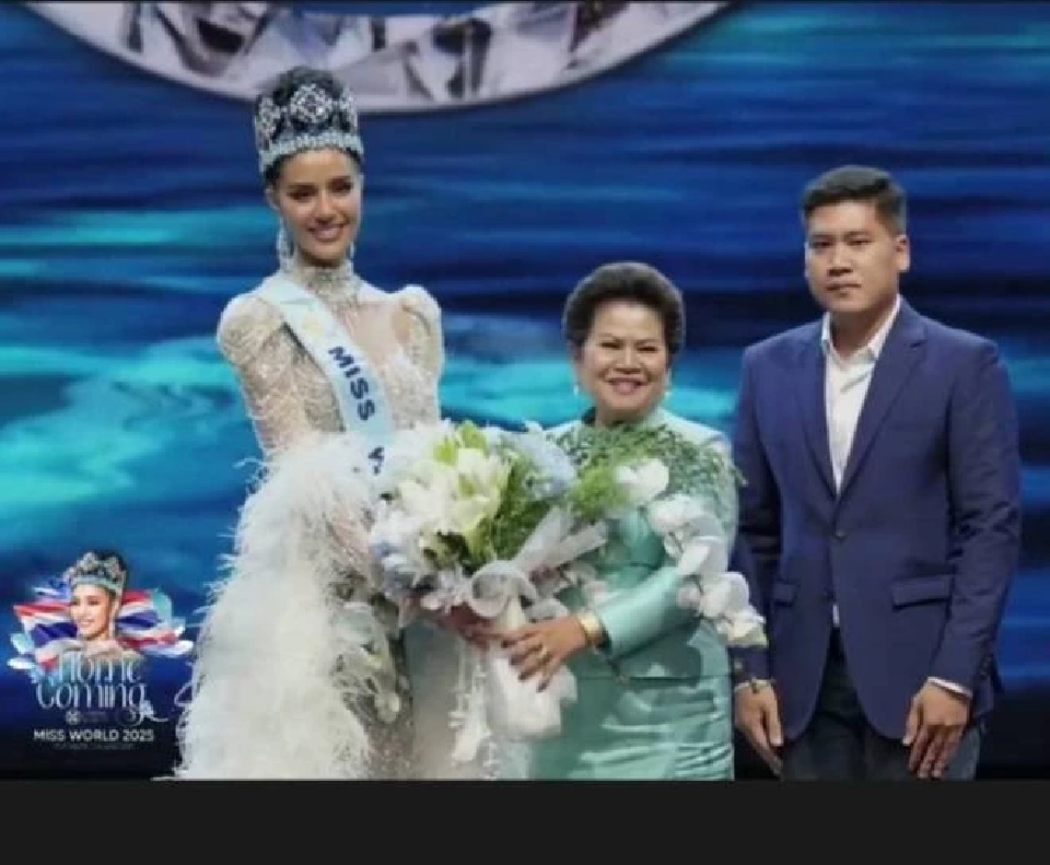 เบื้องหลัง ขบวนรถแห่ "โอปอล สุชาตา" สุดอลังการโดยจ่าวิรัชฟู้ดส์ ปลาร้า