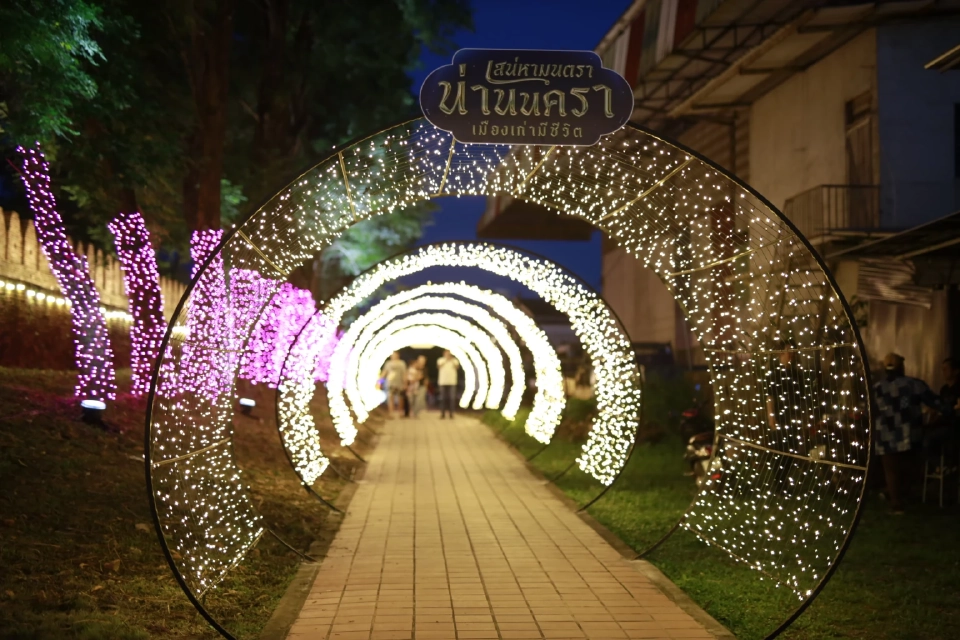 งาน “เสน่หามนตรา น่านนครา เมืองเก่ามีชีวิต” เทศกาลไฟเมืองน่าน 6 มิ.ย.-6 ส.ค. 68