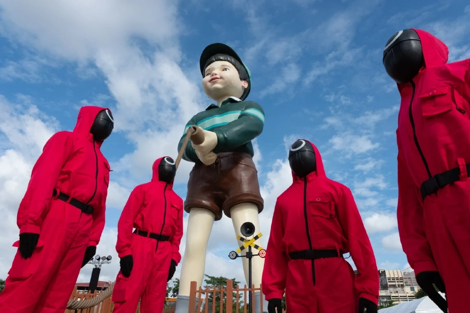 Squid Game Season 3 โกโกวา ชวนคนไทยกระโดดเชือก ลานคนเมือง เสาชิงช้า