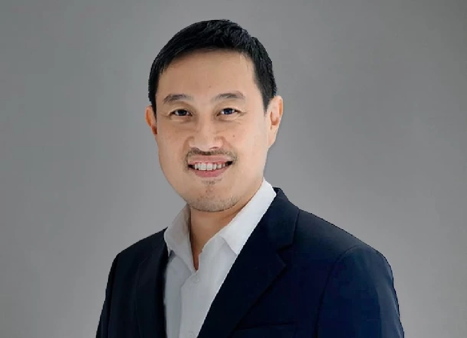 นายสุทธิสาร จิราธิวัฒน์ ประธานเจ้าหน้าที่บริหาร บริษัท เซ็นทรัล รีเทล คอร์ปอเรชั่น จำกัด (มหาชน)