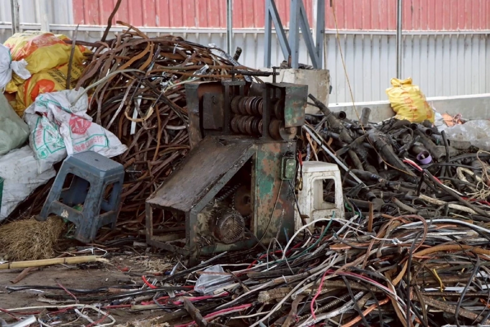 ทุนจีนทะลักเข้าไทย หนีภาษีสหรัฐฯทำธุรกิจรีไซเคิลเถื่อน 