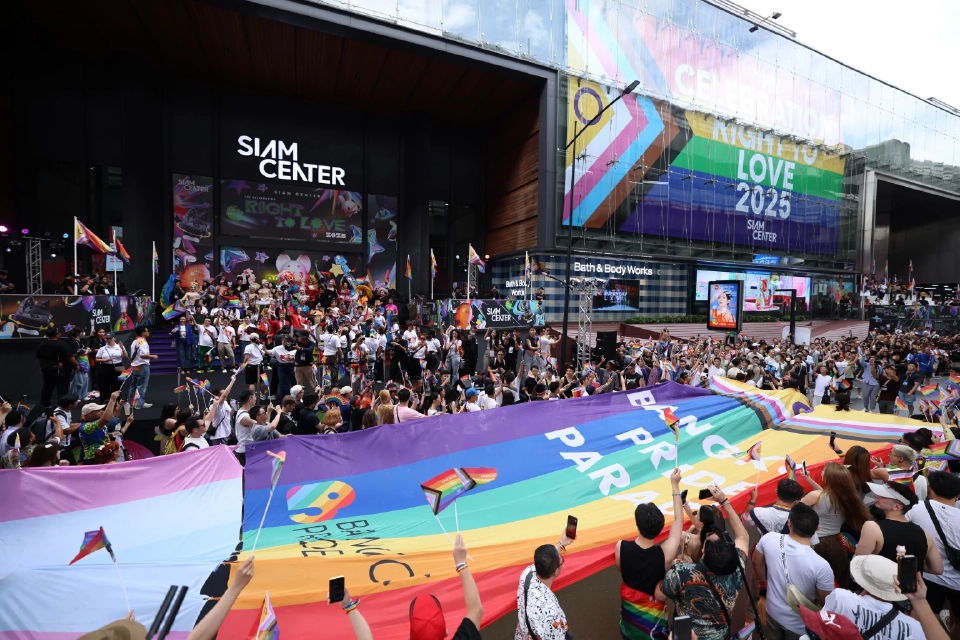 ประมวลภาพ ขบวนพาเหรด Bangkok Pride Festival ฉลองสู่ Pride Destination ระดับโลก