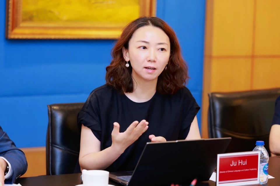 อักษร เอ็ดดูเคชั่น จับมือ FLTRP พัฒนาหนังสือเรียนภาษาจีนครบวงจร