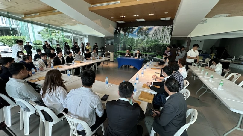 ดีลเลอร์เนต้า รวมตัวทวงเงิน 200 ล้านบาท เชื่อบริษัทไม่รอด