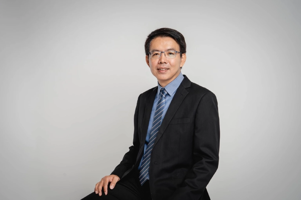 วิชาญ วิริยะภูษิต