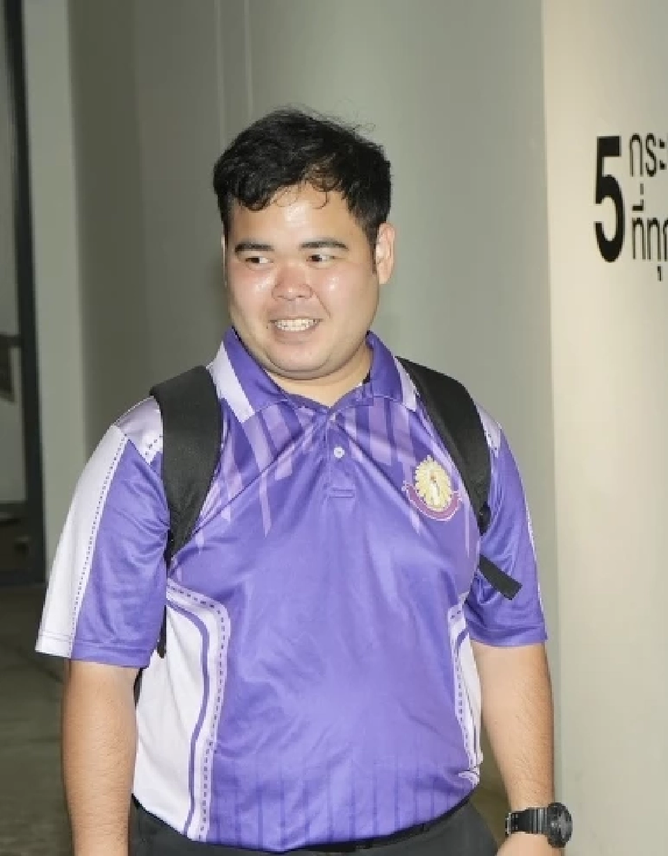 นายพรพิพัฒน์ นวลสำเนียง อาจารย์โรงเรียนวัดน้อยนพคุณ