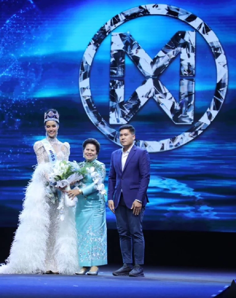 เบื้องหลัง ขบวนรถแห่ "โอปอล สุชาตา" สุดอลังการโดยจ่าวิรัชฟู้ดส์ ปลาร้า