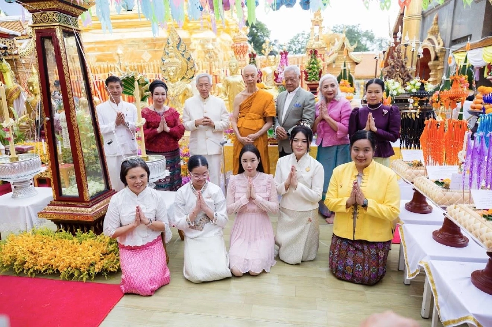 มาดามหยก" เบิกเนตร องค์สมเด็จปฐมบรมมหาจักรพรรดิ ที่ดอยสุเทพ