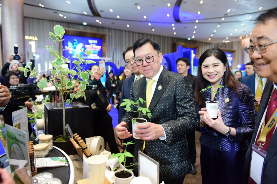 พาณิชย์ดึง 16 ประเทศ เจรจาซื้อมัน 1 หมื่นล้าน ดันไทยผู้นำอุตสาหกรรมมันสำปะหลัง