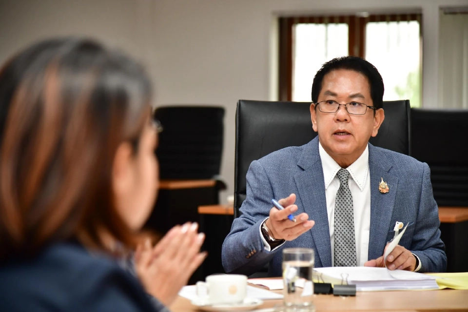 รัฐบาล รับข้อเสนอปราบ \"บุหรี่เถื่อน\" ทะลักเข้าประเทศ เจอบัญชีผู้ต้องสงสัย