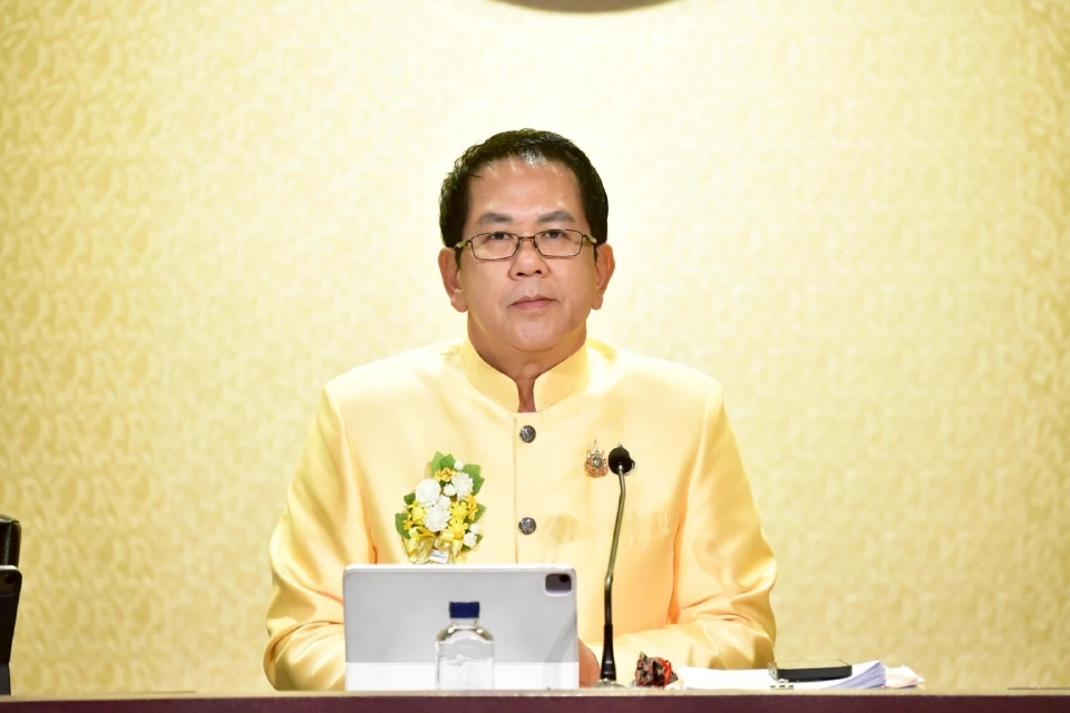 จิรายุ ห่วงทรัพย์